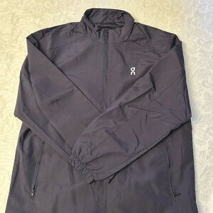 On Running Men's Dark Blue Windbreaker
